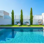 Mauricio With Jacuzzi And Private Swimming Pool Βίλα *