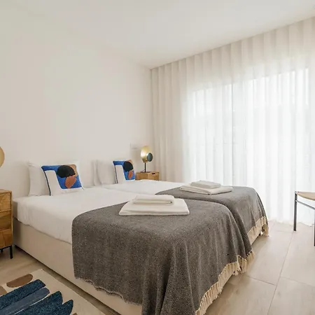 Mauricio With Jacuzzi And Private Swimming Pool Villa *