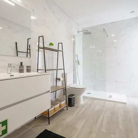 Mauricio With Jacuzzi And Private Swimming Pool Santa Barbara