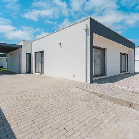 Villa Mauricio Santa Barbara (Lisbon)