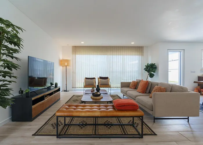 Mauricio With Jacuzzi And Private Swimming Pool Villa